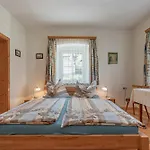 Apartment Landhof Unterkreuter Zwickenberg